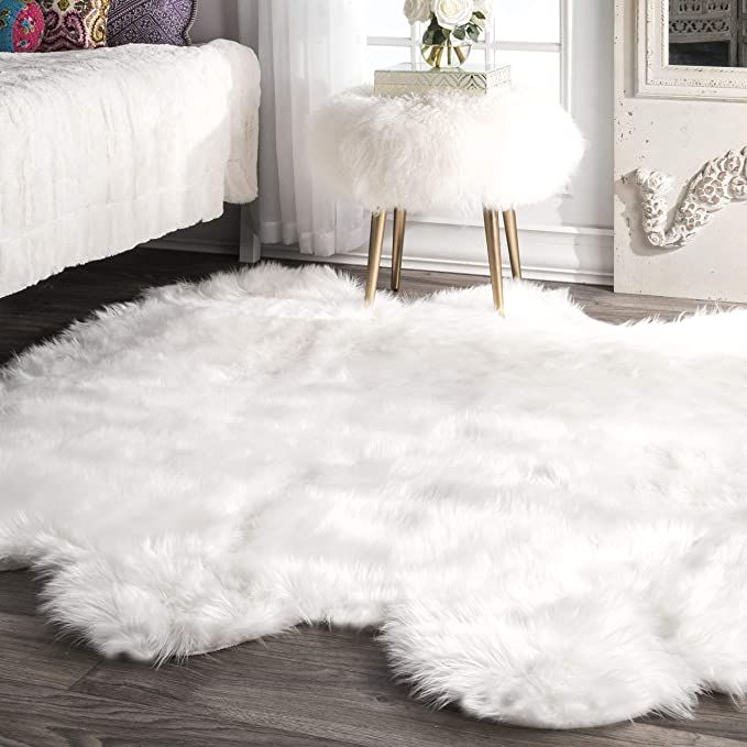 nuLOOM Fluffy Faux Sheepskin Shag Area Rug, 5' 3" x 6', White | Amazon (US)