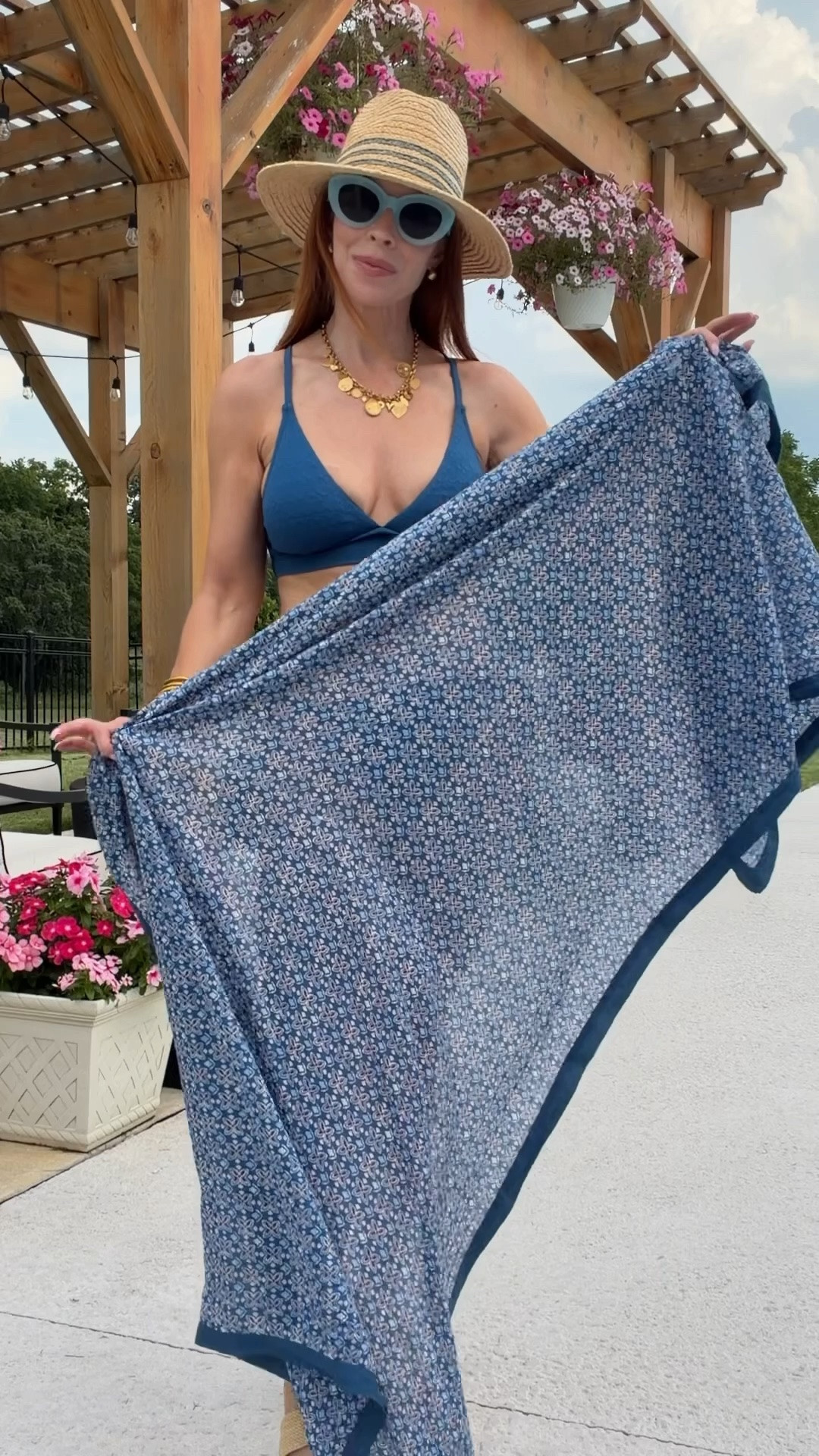 Pareo, swim look, beach style, resort style
