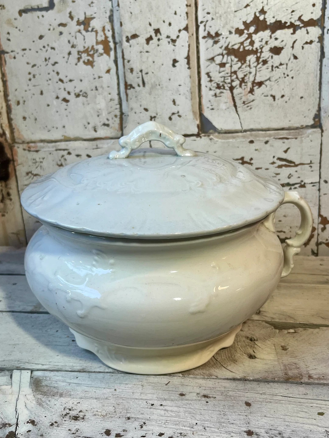 KT & K (Knowles Taylor Knowles) Ironstone Chamber Pot with lid | Etsy (US)