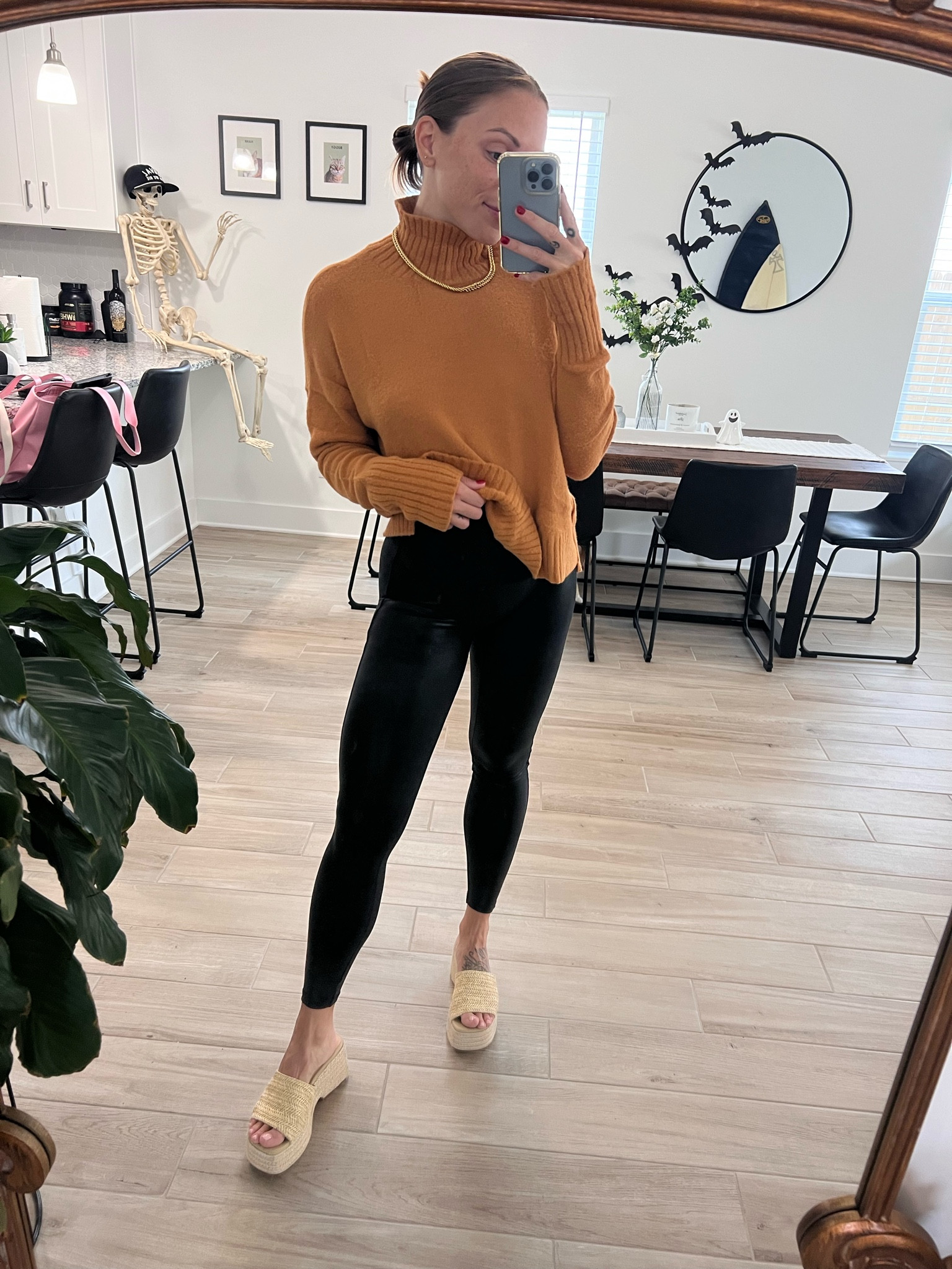 This is a sweater I rent constantly from fashion pass. I just need to buy it already!

#LTKstyletip #LTKMostLoved