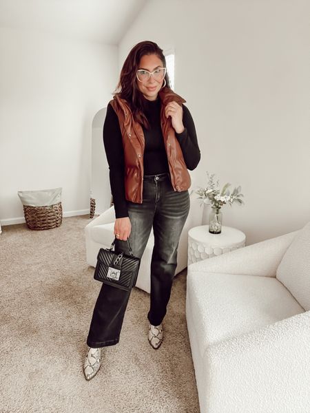 Wearing medium in shirt, vest and jeans! This purse is one of my all time favorites 

#LTKunder50 #LTKstyletip #LTKunder100