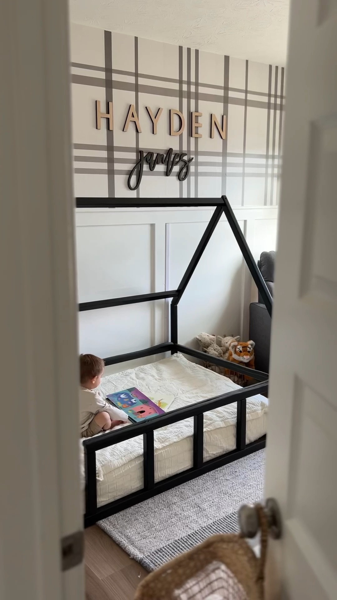 Haydens big boy bedroom. 😭🤍 

Wallpaper is from Wall Blush - Carolina

Bedding is @beddys - London Luxe All Cotton Twin ( use code: MYKAL) 

Dresser - IKEA HEMNES
8-drawer dresser, dark gray

Linked everything else. 


#LTKbaby #LTKfamily #LTKhome