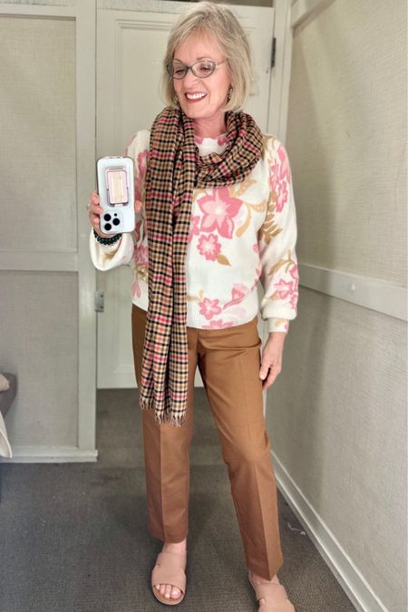 How gorgeous is this floral sweater from Loft? It’s a super soft, washable, cotton blend, and I paired it with their best selling Riviera slim pants in this gorgeous brown. I love how the plaid scarf really ties the colors together.

#loft #loftfashion #fallfashion #fashion #fashionover50 #fashionover60 #floralsweater #plaid

#LTKfindsunder100 #LTKstyletip #LTKSeasonal