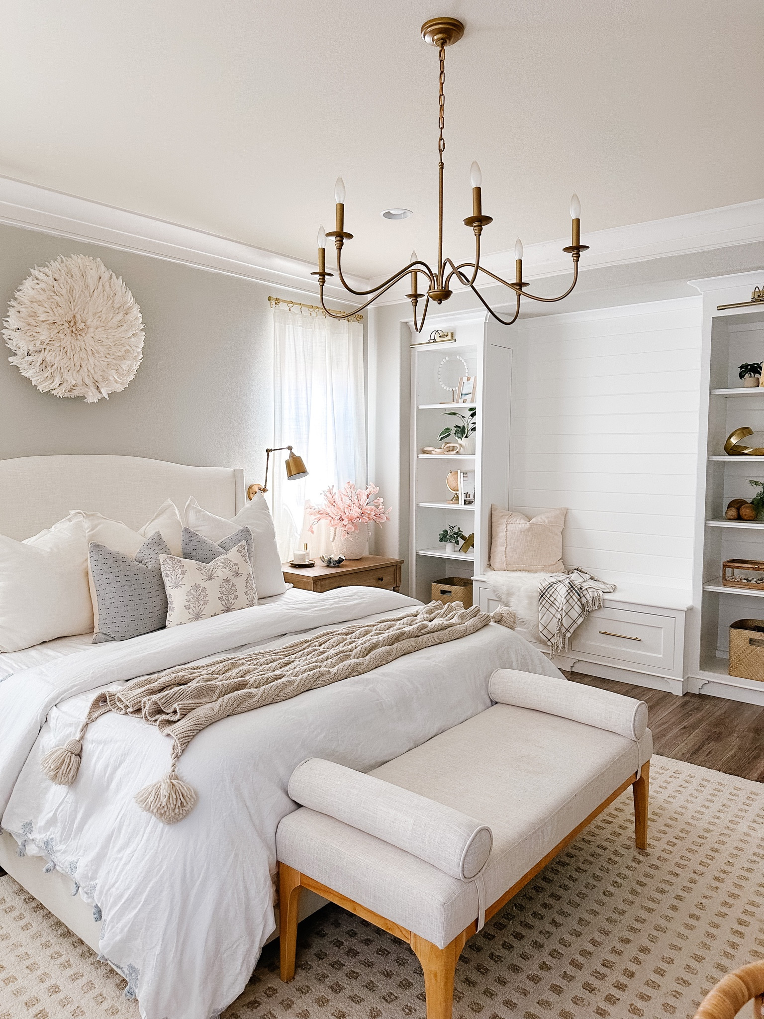 This bedroom’s coziness level is superior right now. Sharing some of my favorite finds this week wow far and of course there’s some Christmas sprinkled in there. 

#LTKSeasonal #LTKhome