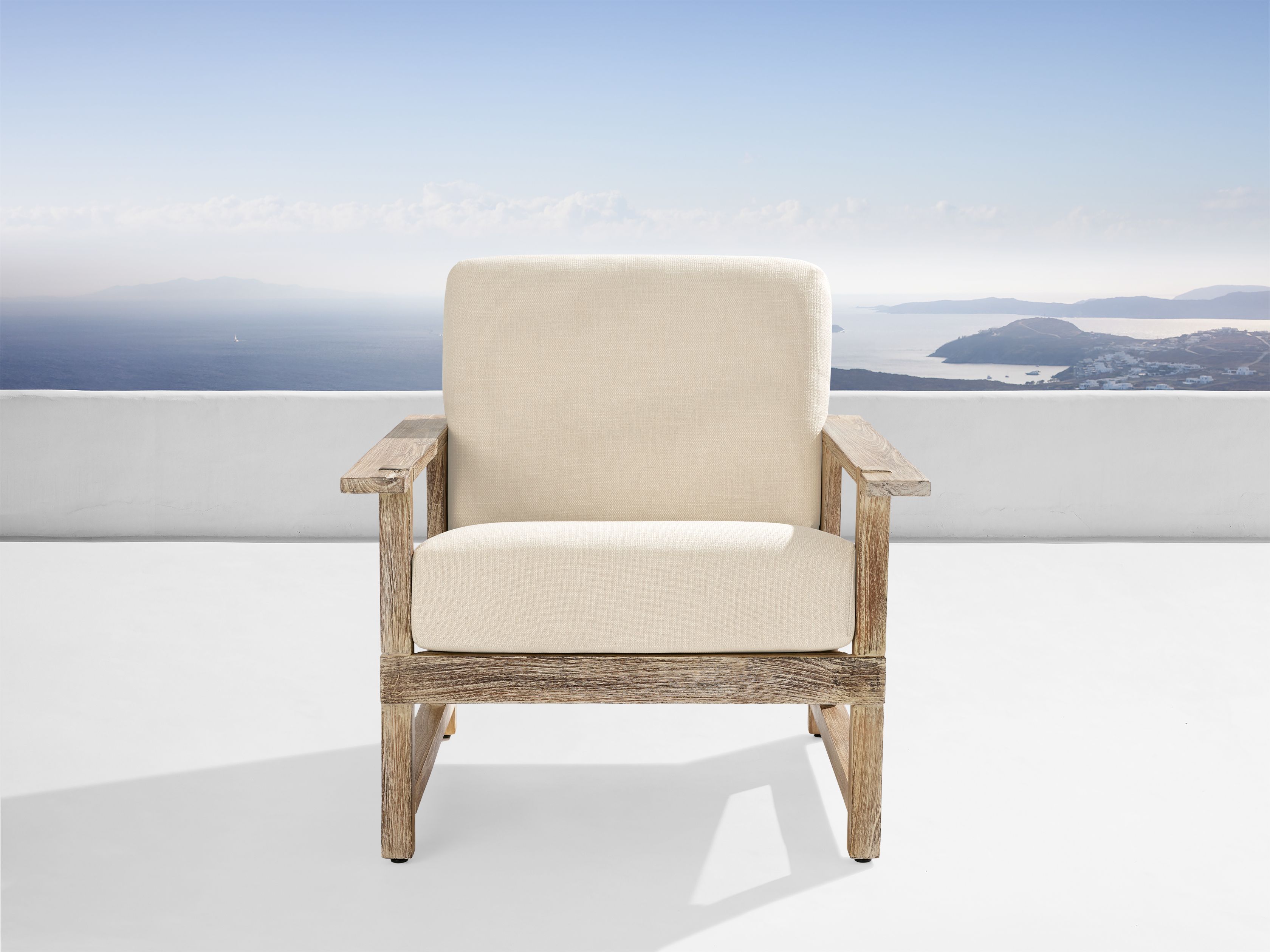 Emmons Outdoor Lounge Chair | Arhaus