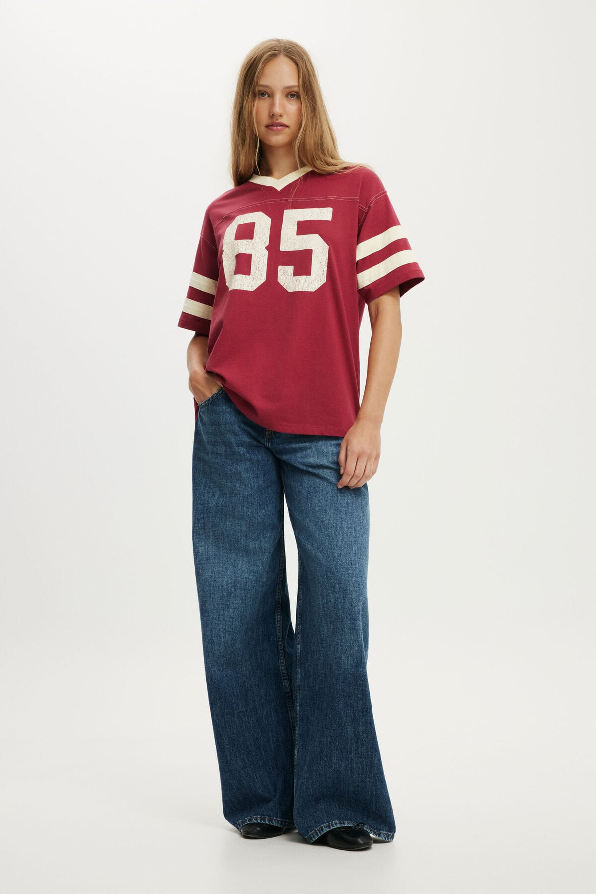 V Neck Oversized Graphic Tee | Cotton On (US)
