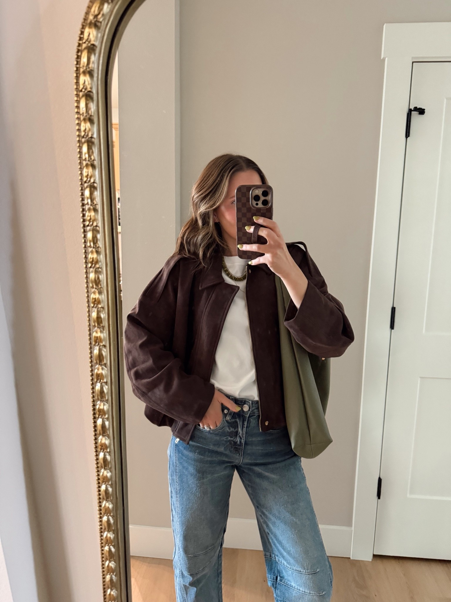The perfect fall jacket🍂