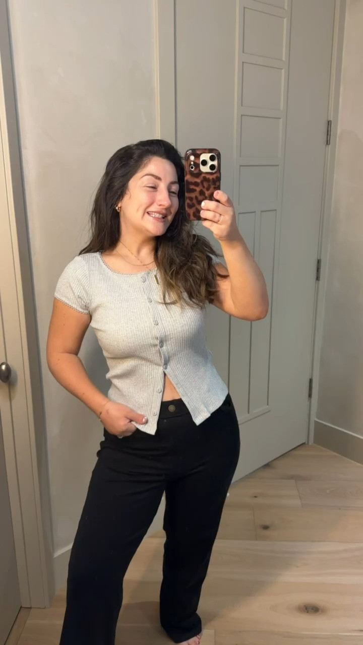 OOTD! 
Top size small color light heather
Pants size small petite 

5'0" 140lbs
Petite friendly

#LTKootd #LTKSaleAlert #LTKPetite