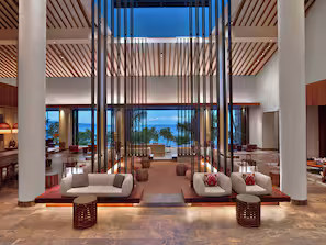 Andaz Maui at Wailea Resort - a concept by Hyatt | Expedia (US)