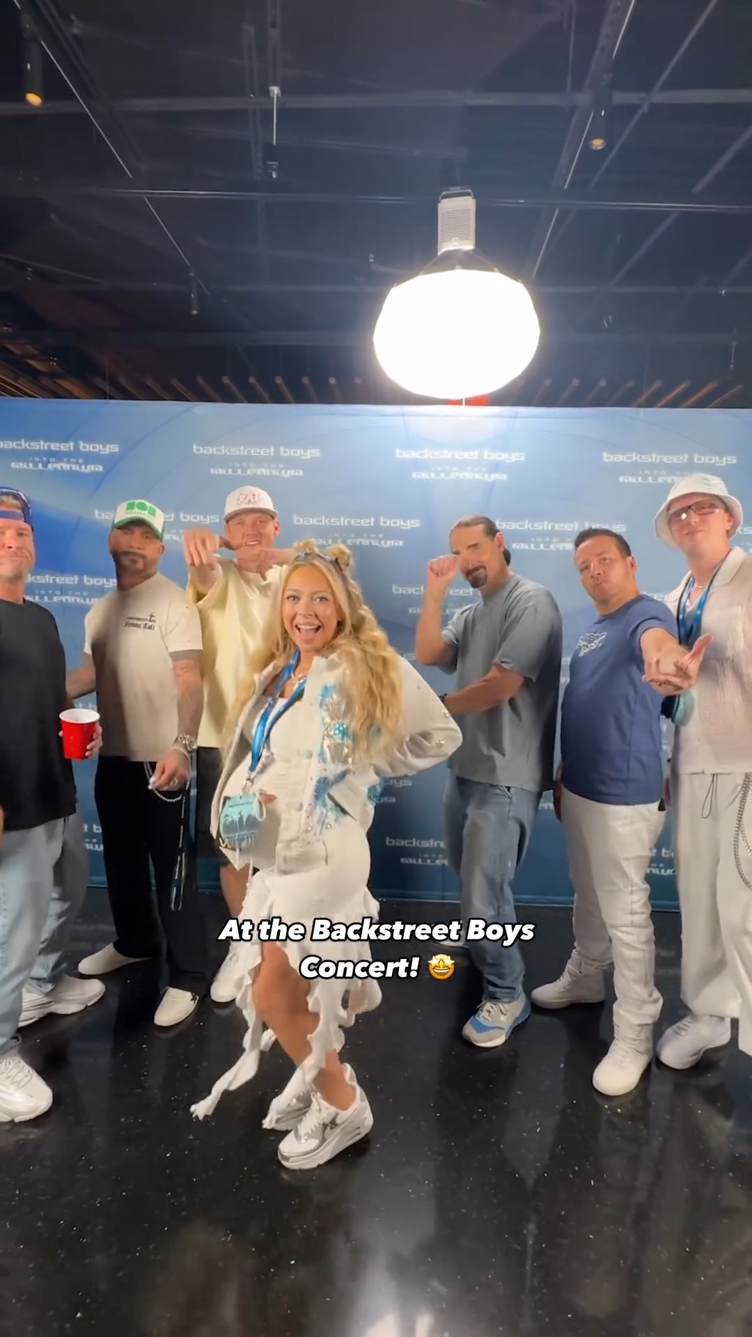 The amount of times I had to rewatch this to see everyone’s reaction! 🩵🤍🤩

#LTKSeasonal #LTKParties #LTKStyleTip