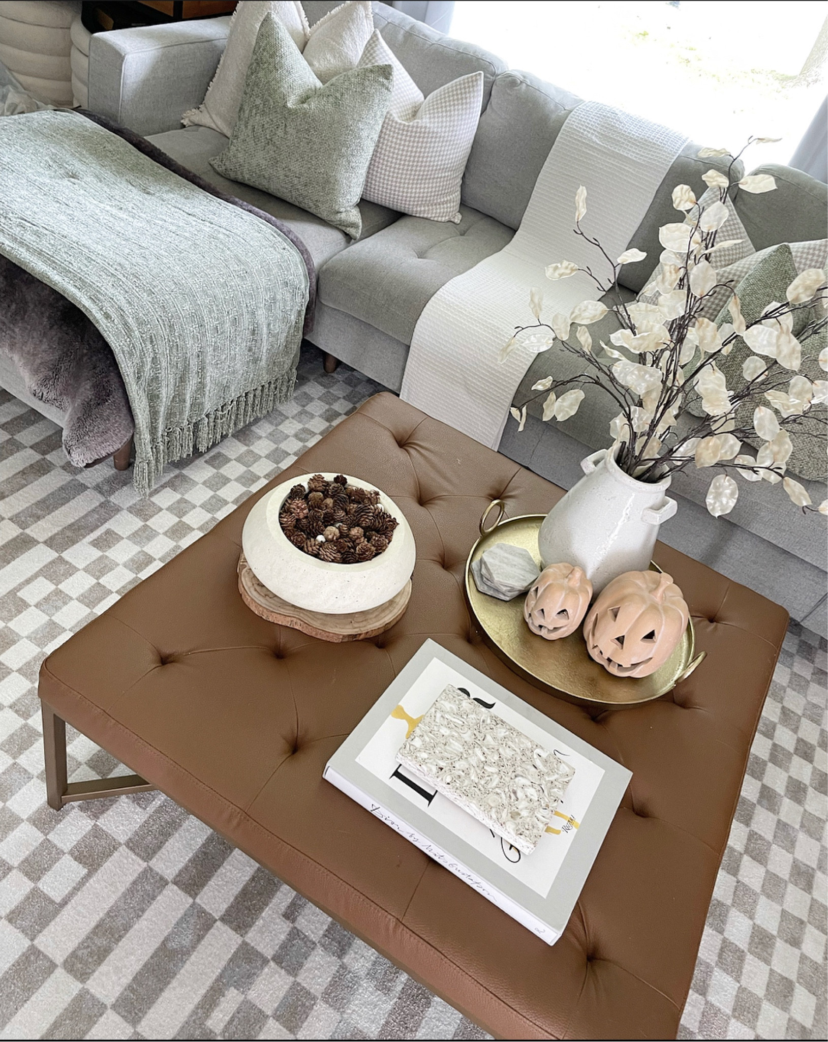 When the pumpkins start making their appearance 😍

#LTKhome #LTKU #LTKSeasonal