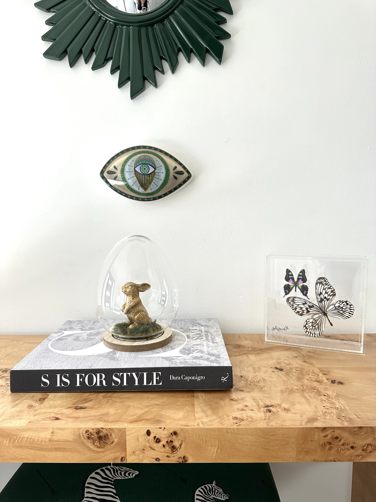 🌷Spring is here & you know what that means… 

☀️ Sunshine

💡 longer days filled with light

🌸 blooming things

🌞 sun-filled rooms

🐰 pops of Spring decor 

✨New vibrant energy

🧼 Deep cleaning

🌊 Spring Break

🐣 little baby creatures 

✌️ Packing away that winter wardrobe with all the black 

🤍 Unpacking whites, sandals, flip flops, swim suits 

🐰 & a quick little DIY spring decor craft in the entry 

🍀it’s so easy to make! I made 2 and placed one on my piano too upstairs

✨everything you need is linked below : cloche, moss, golden bunnies 

🫶Sending all the love & Fresh Spring Vibes your way

🩵Kelly  


#LTKstyletip #LTKhome #LTKSeasonal