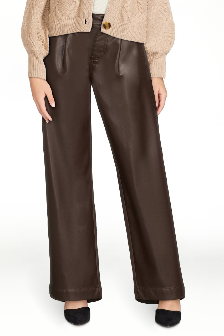 Time and Tru Women's High Rise Faux Leather Wide Leg Trousers – Regular, Short, Long Inseams Av... | Walmart (US)