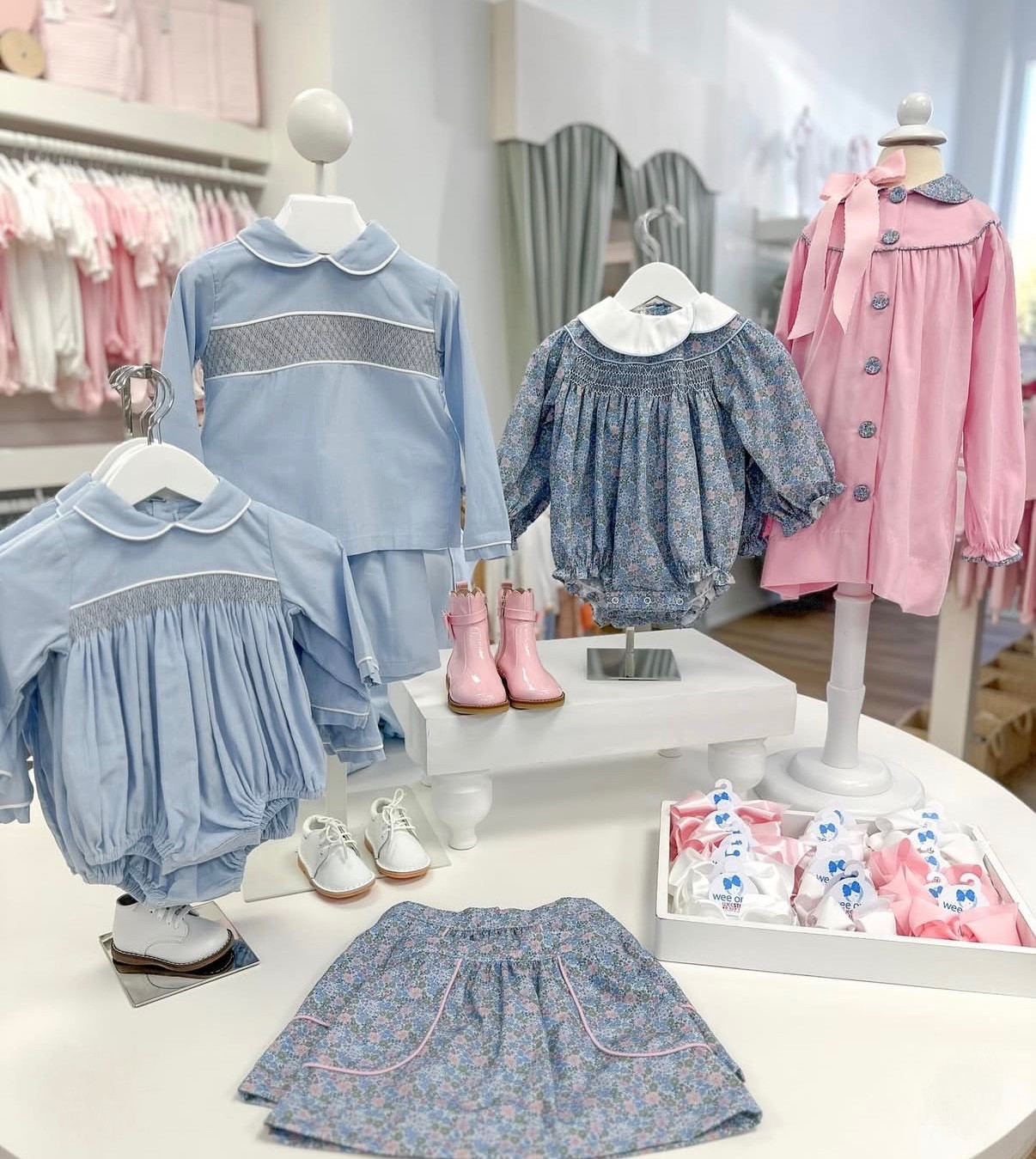 Spreading a little happiness on your feed this Monday 😊 Isn't this new collection perfection?! 🩷🩵

#fall #autumn #itsfallyall #kids #kid #kidsstyle #kidstyle #kidsclothes #kidsoutfits #toddlers #toddler #toddlerstyle #toddlersstyle #toddlerclothes #toddleroutfits #toddlerfashion #baby #babyclothes #babystyle #babyfashion #boy #boyclothes #boystyle #girl #girlclothes #girlstyle #pumpkin #smocked #smocking #fallstyle #winterstyle #family #familyphoto #familystyle #classic #classicstyle 

#LTKKids #LTKSeasonal #LTKBaby