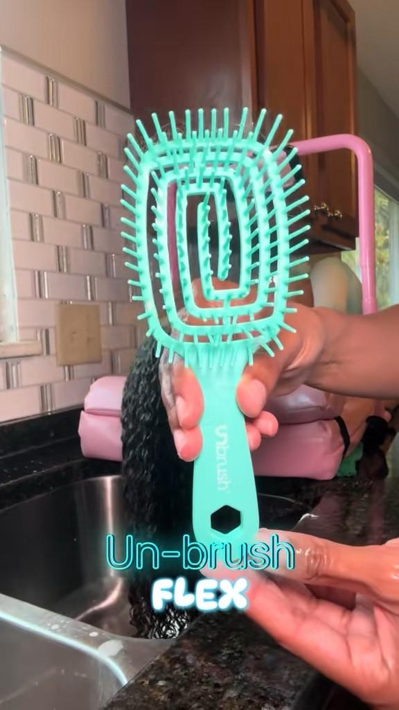 The best brushes !! The unbrush flex is definitely my favorite one ! 

#LTKFamily #LTKKids #LTKBeauty
