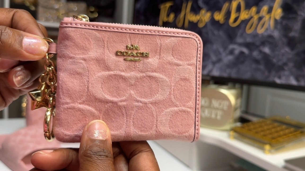 This cutie is perfect for on the go!