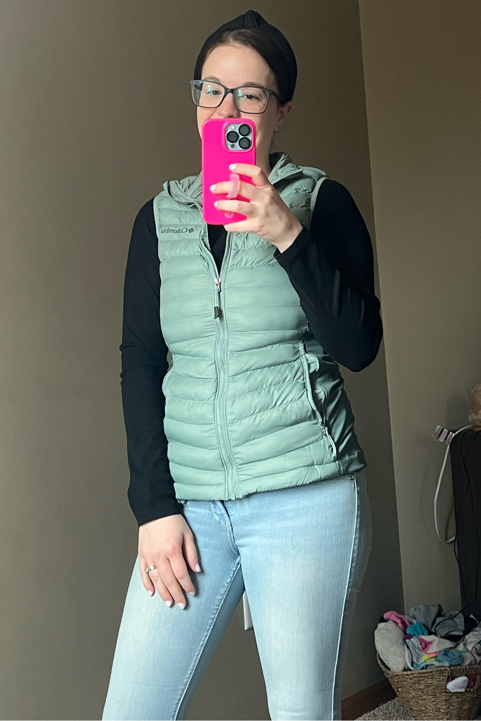 Favorite long sleeve ribbed top! Such a good basic to have 🙌

#LTKFindsUnder50 #LTKStyleTip #LTKSaleAlert