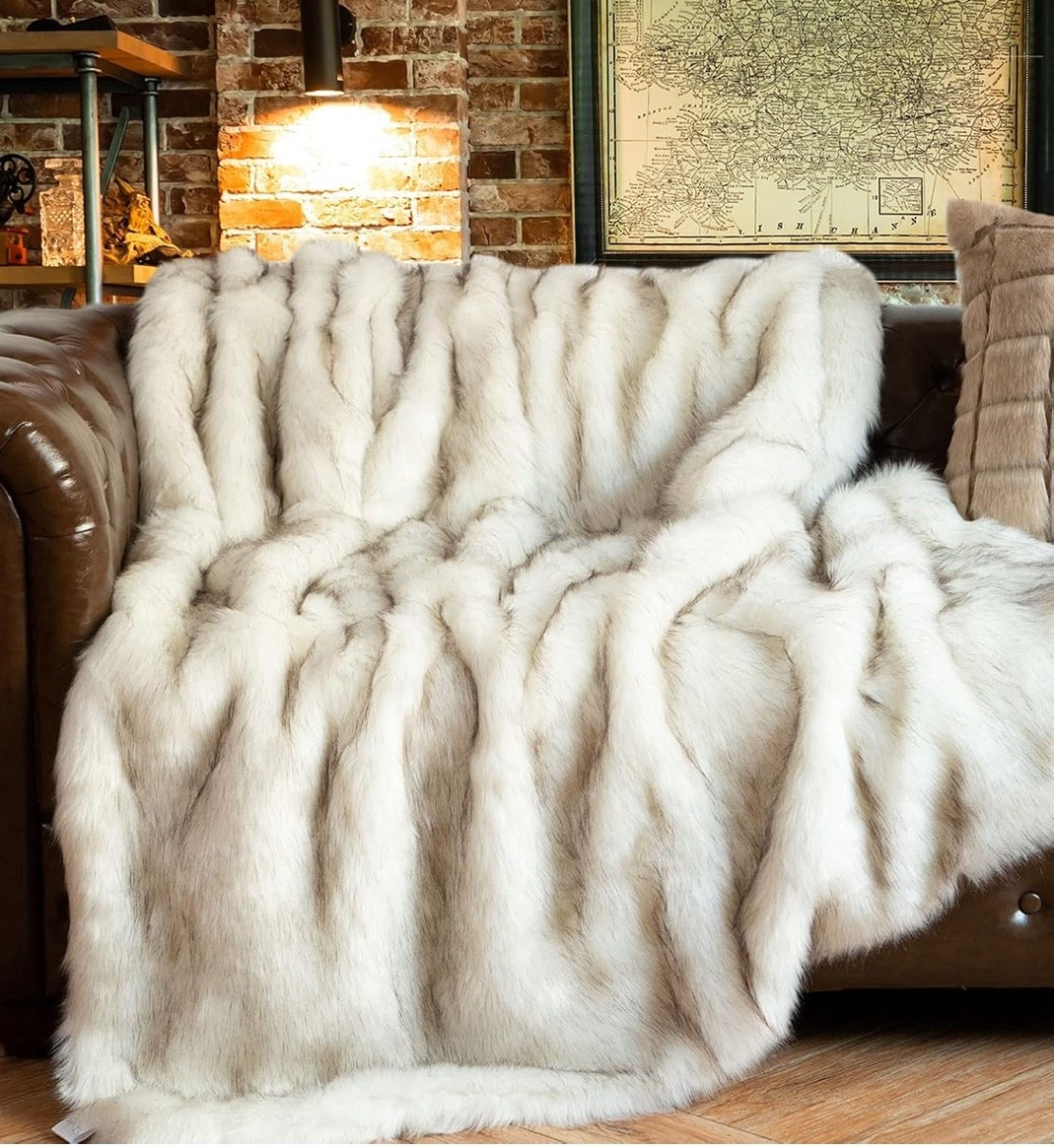 #winterdecor

#LTKholiday #LTKcanada #LTKhome