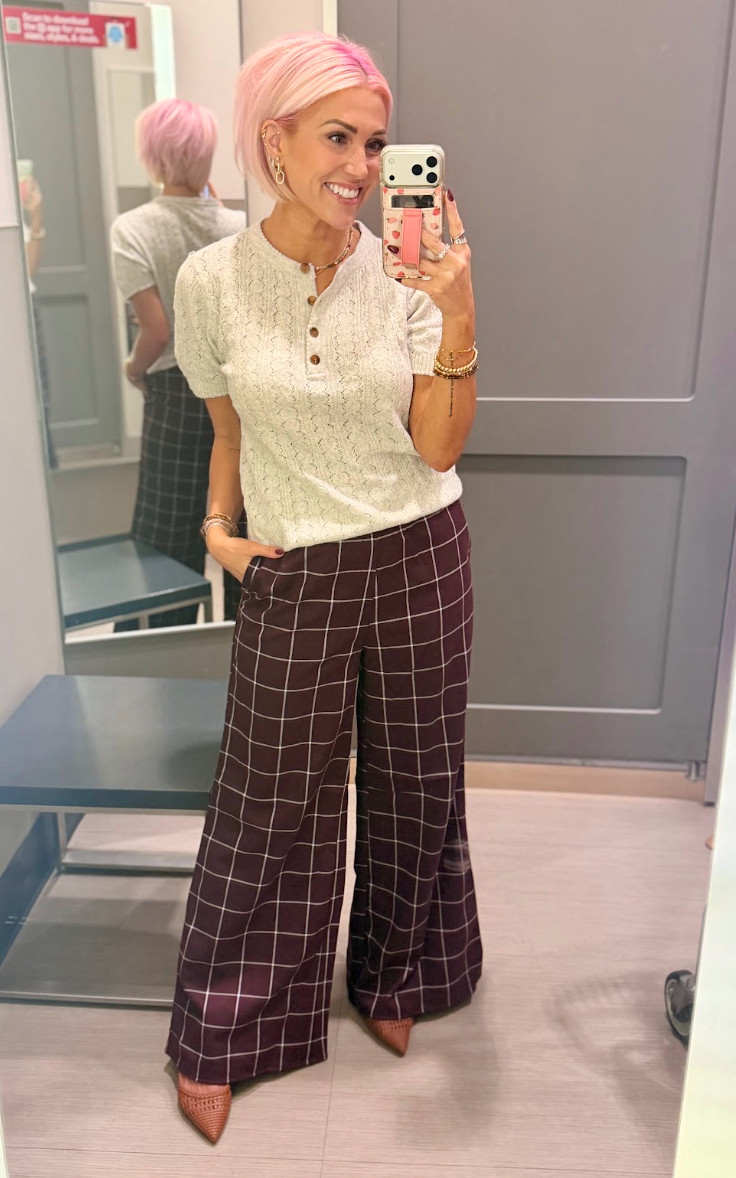 Right on trend with these plaid pants! Top: Small // Pants: Extra Small // Shoes: TTS 

 #LTKootd #LTKWorkwear