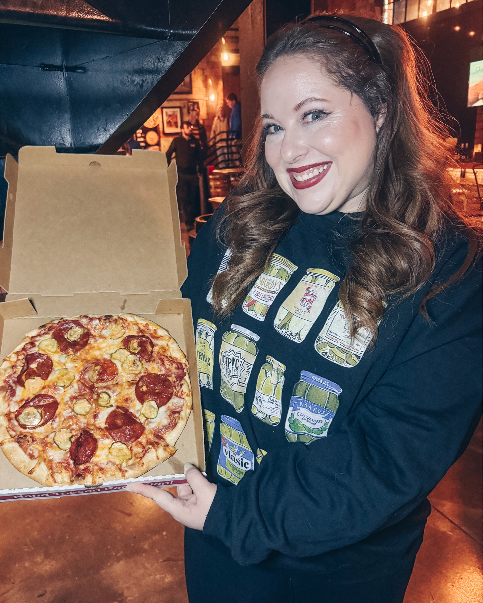 It’s pizza week here - time to pull out my pickle sweatshirt for a pickle pizza!
#picklequeen #pickles #picklesweatshirt #picklelover

#LTKsalealert #LTKplussize #LTKstyletip