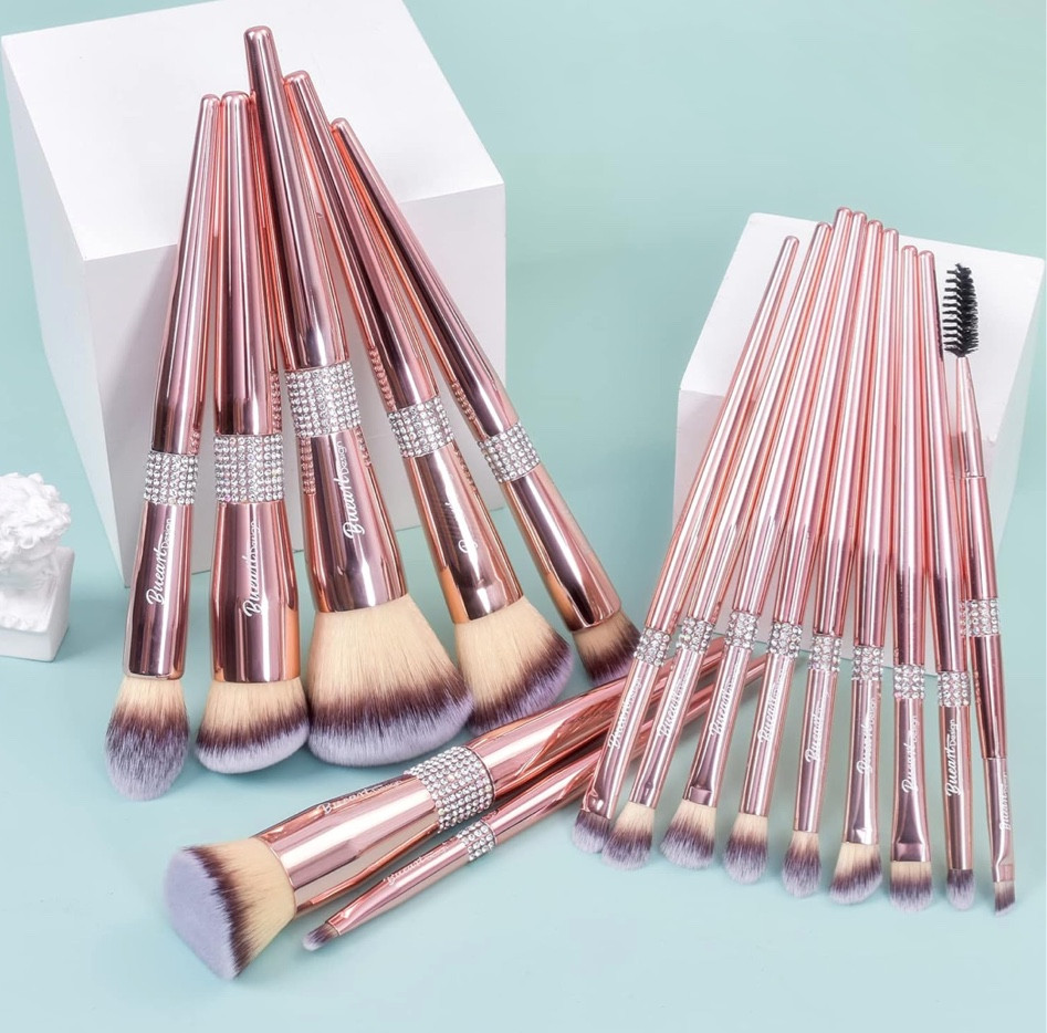 The brushes ❤️

#LTKGiftGuide #LTKfindsunder50 #LTKbeauty