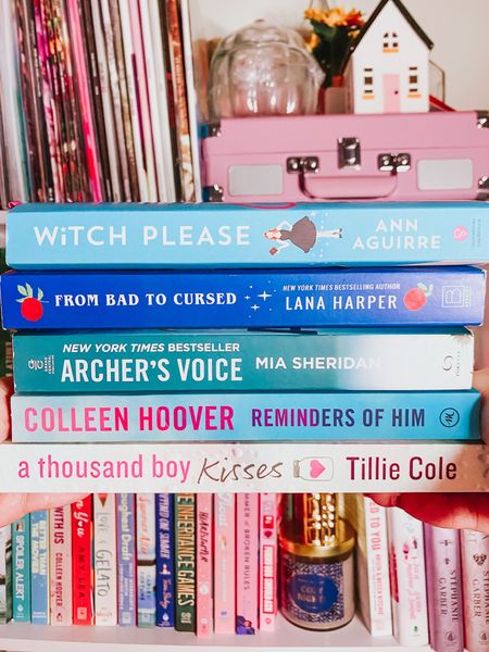 Monday Blues! 📖💙 I’ve always wanted to do this themed post and I finally can! 😊 Here are all the blue books for your Monday. Since daylight savings hit and I lost my precious light than it’s been making me blue. 💡🌇 So here are 5 books that have blue covers:

📖Blue Reads📖
Current read - Witch Please 🌙
Last Book Finished - Reminders of Him💙
Last Book Bought - From Bad to Cursed 🐍
Last Book Made Me Ugly Cry - A Thousand Boy Kisses 🫙💋
Book You Want Everyone To Read Right Now - Archer’s Voice 🗣

What was the last blue book you read? 🤔