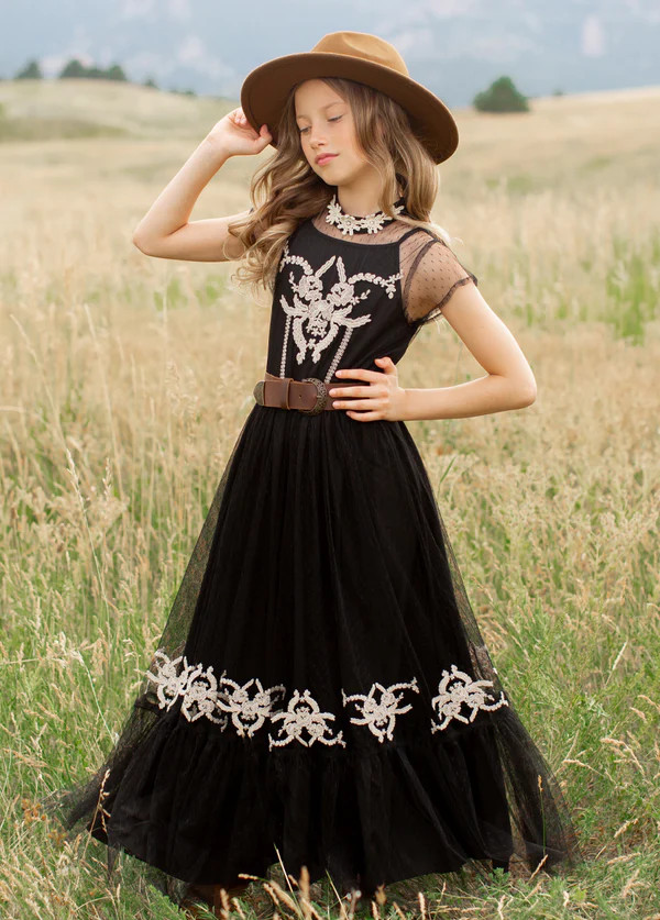 Jolie Dress in Black | Joyfolie