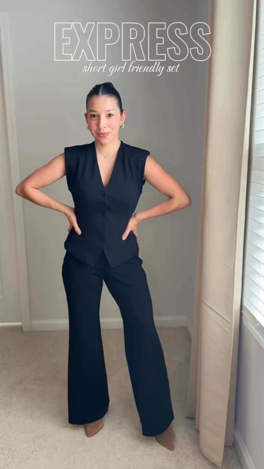 Perfect workwear to weekend set, and  it’s short girl friendly!

This @express set is one of those effortless pieces you can dress up for work or down for whatever the day turns into. 

These pull on high waisted flare trousers come in regular, short & long lengths! 

#DressToExpress #gifted #petitefriendly #twopieceset #vesttop