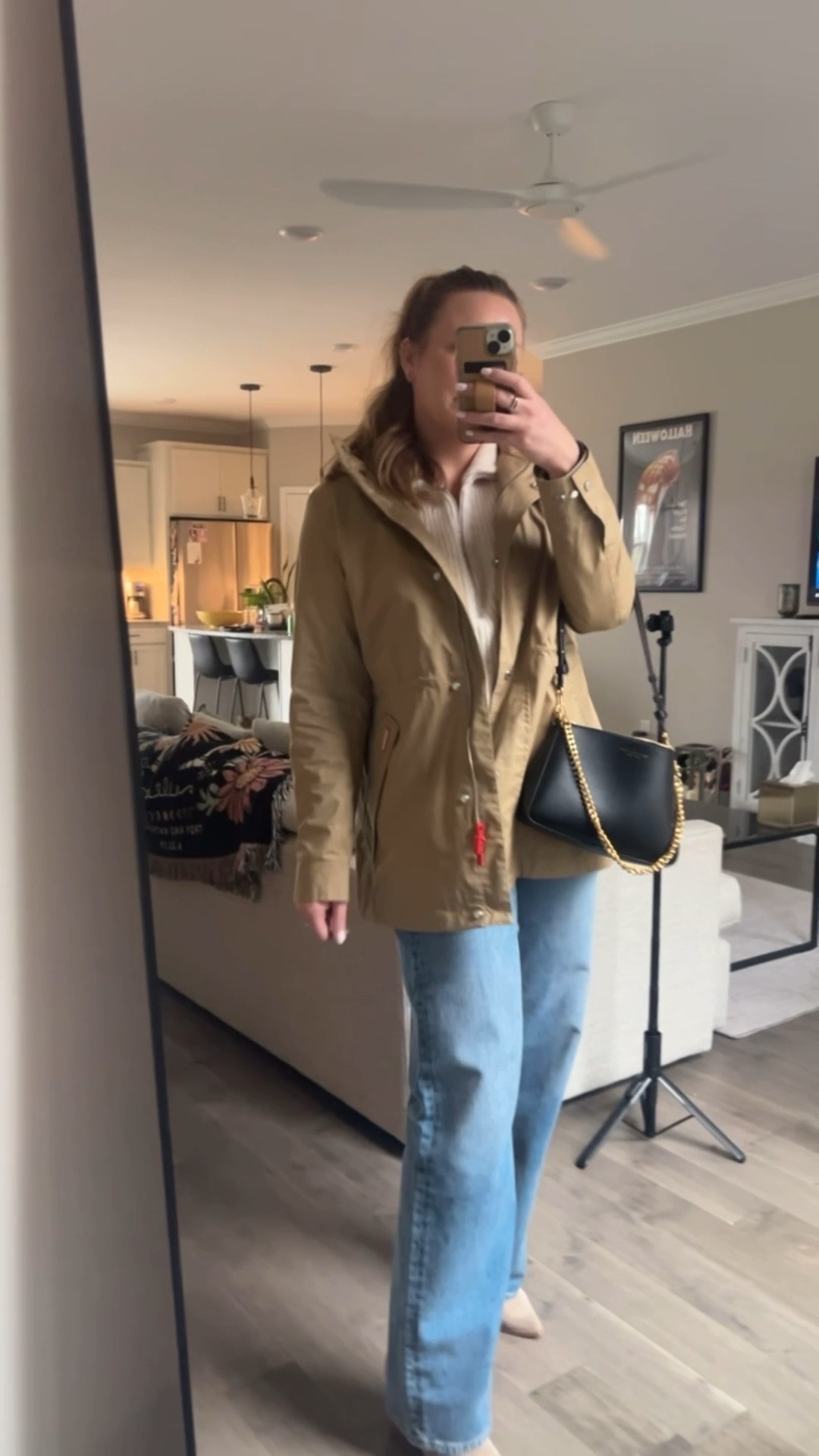 Rain coat (waist cinches) tts wearing a medium
Half zip sweater tts wearing a medium 
Wide leg jeans / tts wearing a 28
Suede booties / tts
Black shoulder bag

#LTKdayinmylife #LTKSeasonal #LTKootd