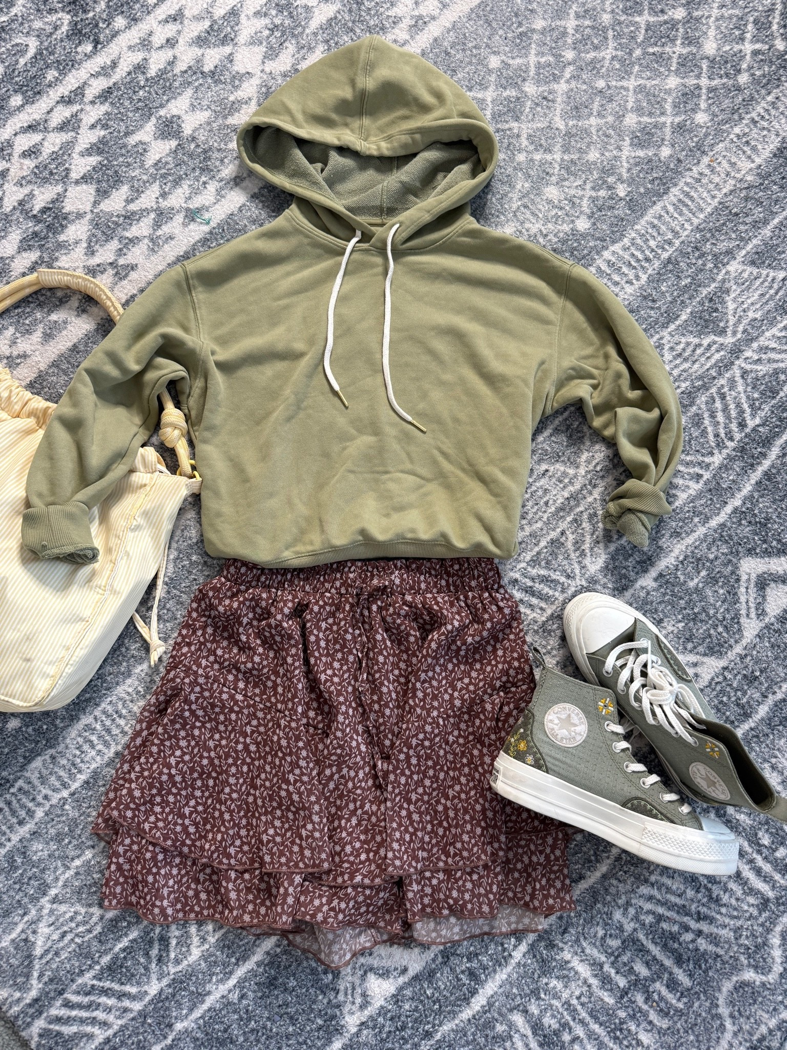 Early fall outfit

#LTKootd #LTKSaleAlert #LTKPetite