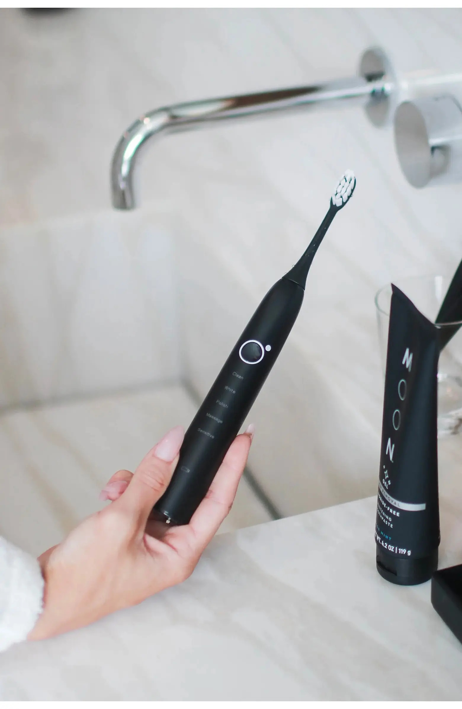 The Electric Toothbrush - Onyx | Nordstrom