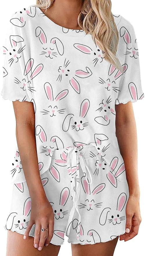 St Patrick Day Pajamas Women's Green Four Leaf Clover Printed Ruffle Long Sleeve Pjs | Amazon (US)