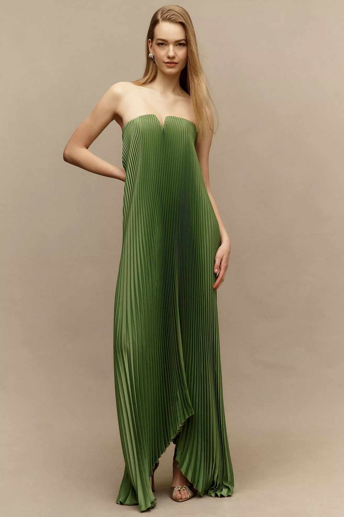 Chic/timeless wedding guest dress

Formal dress, gown, spring/summer wedding guest dress. 

#LTKSeasonal #LTKTravel #LTKWedding