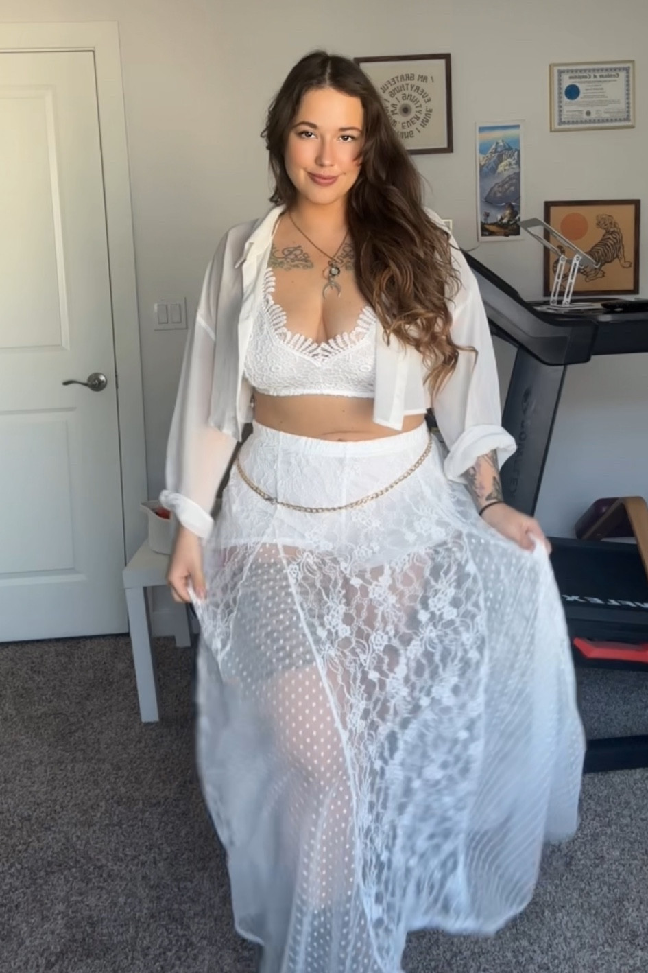 Wear what makes you shine ✨ 

#LTKPlusSize #LTKSeasonal #LTKMidsize