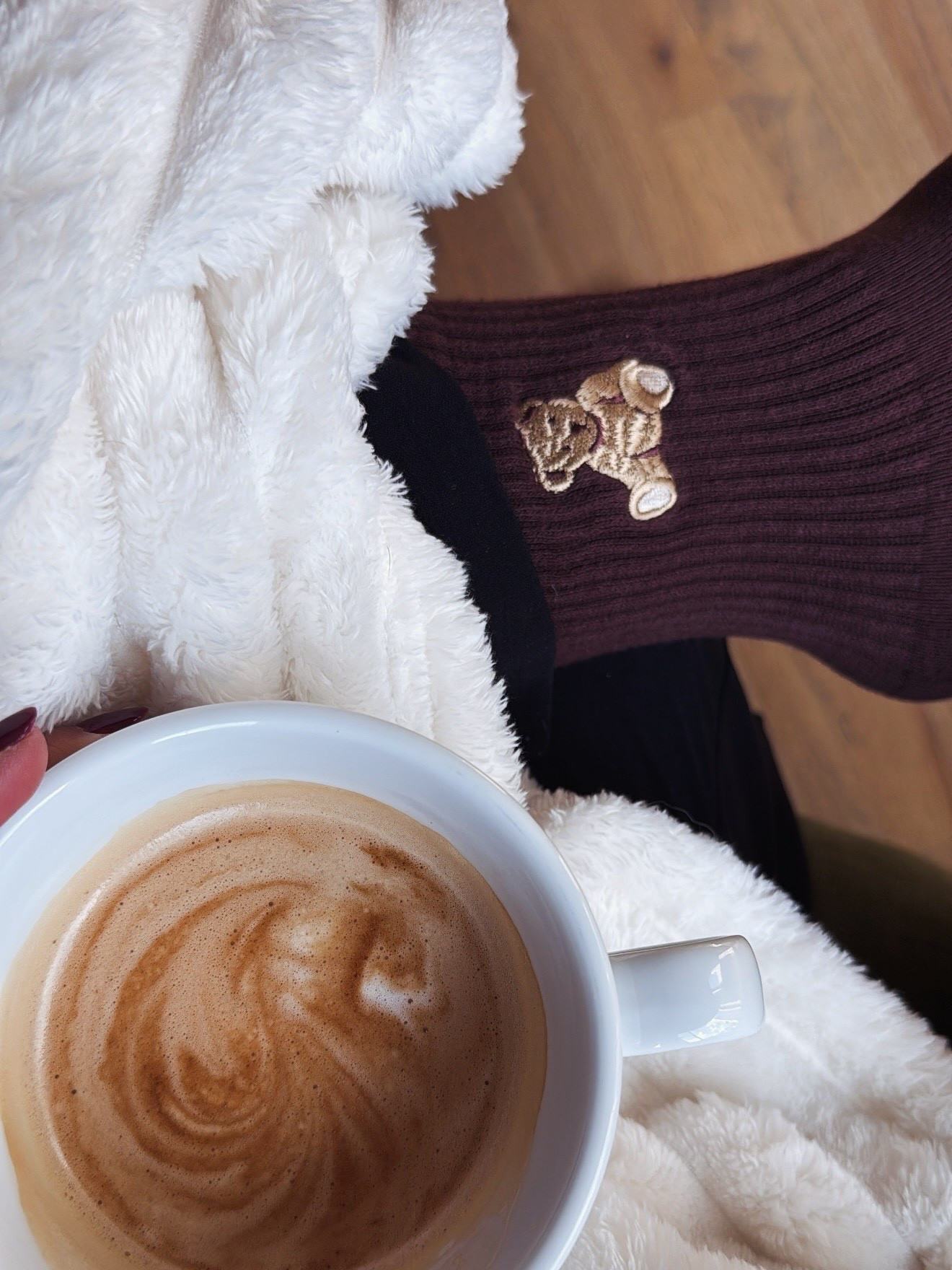 🧸🧣☕️🕯️🍂 
cutest socks

#LTKSeasonal