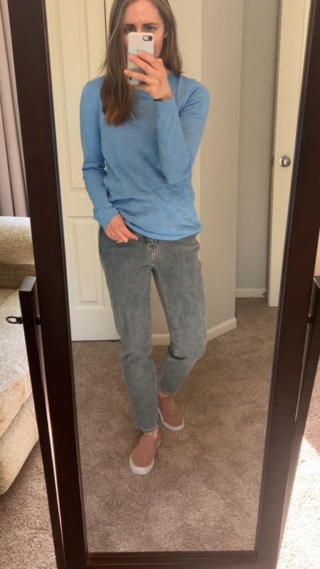 Branching out into some lighter wash jeans! Just got these in and they are on sale for $60. I am 5’3” and they fit right at my ankle bone in regular length. If you are tall, pick the tall length.

Top is also on sale today for just over $5! A great layering piece if you need some new basics in your wardrobe.

Very comfy and can’t wait to style them this spring! 

#LTKstyletip #LTKfindsunder100 #LTKsalealert