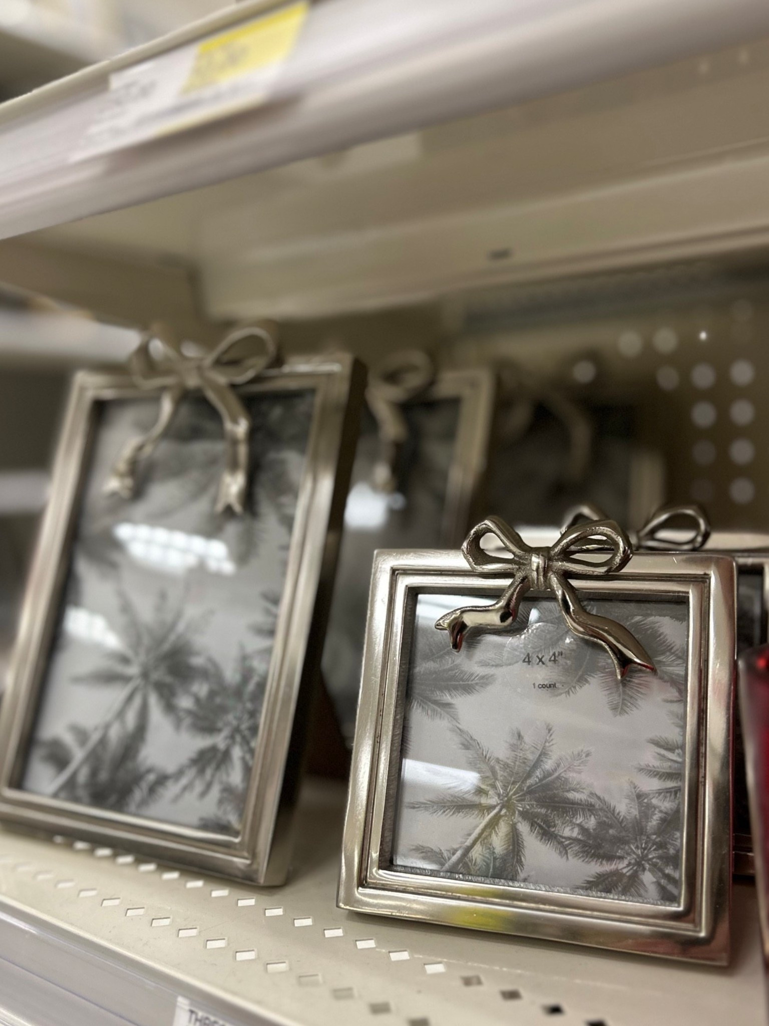 Change my frames for the holidays can be such a fun and easy way to be festive

#LTKValentine