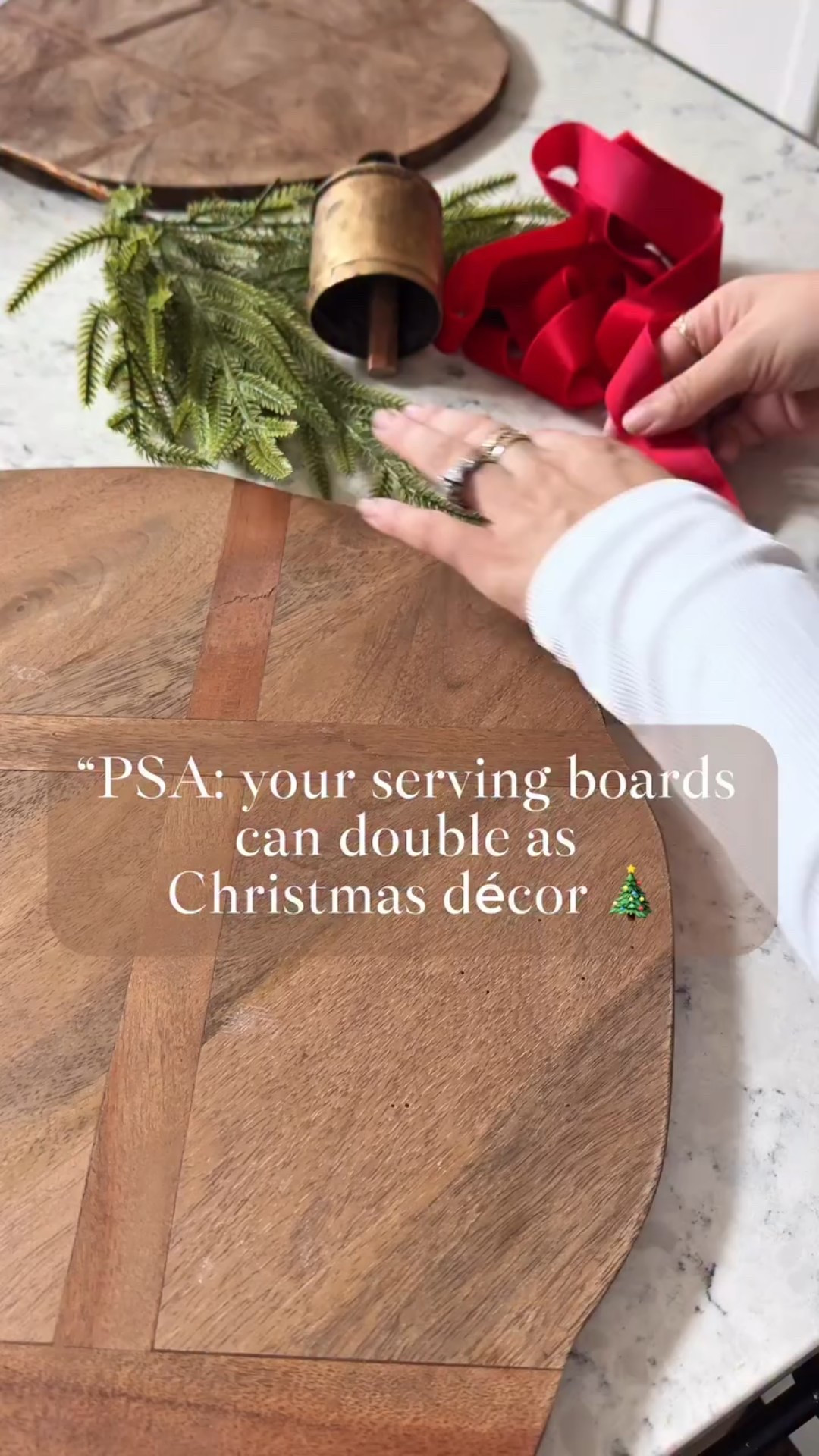 C0mment Christmas for links .. PSA: your serving boards can double as Christmas décor 🎄✨
This is one of my favorite easy holiday ideas just add ribbon, greenery, and a bell for an instant cozy, Magnolia-style look. Save this idea for decorating (or gifting!), and grab the exact boards now before everyone starts holiday shopping 👀🎁

#HolidayDecorIdeas
#ChristmasDIY
#ChristmasHome
#HolidayInspo
#MagnoliaStyle
#CozyChristmas
#ChristmasDecorIdeas
#ViralHomeDecor
#HolidayStyling
#SeasonalDecor