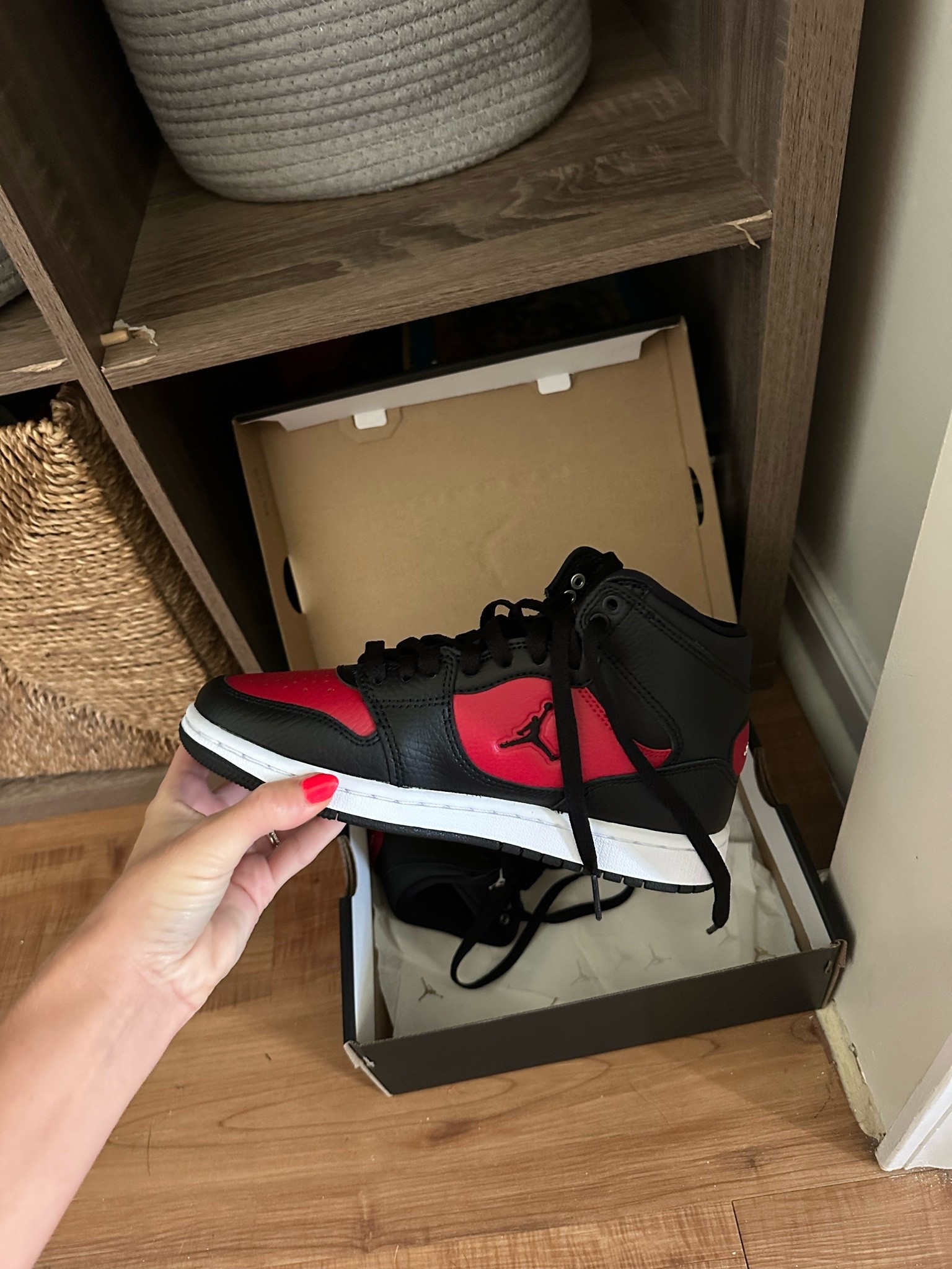 Jax shoes TTS

#LTKU #LTKSeasonal #LTKvlog