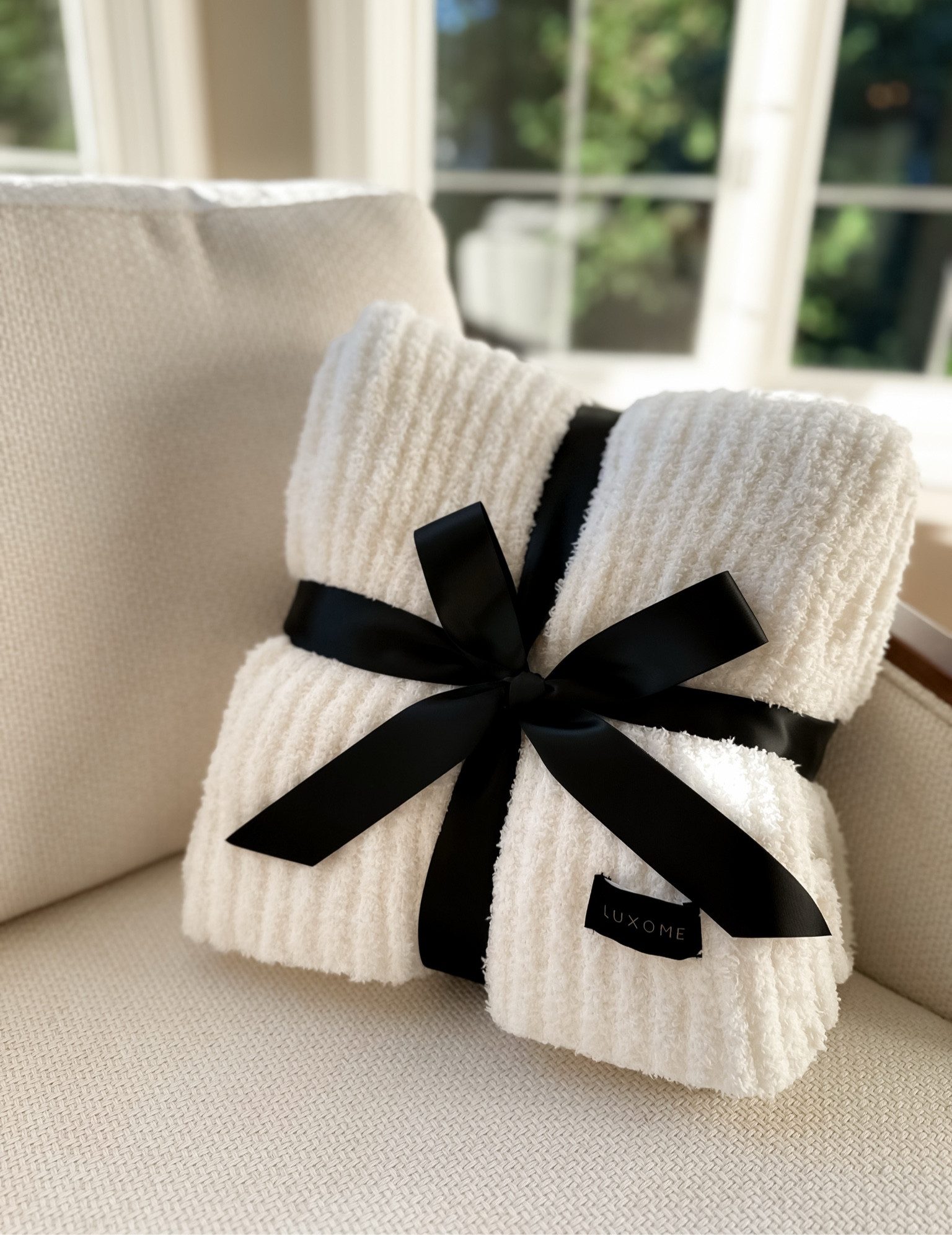 Blanket refresh w/ Luxome 🤍✨🥱☁️💤

I’ve been loving my summer bedding from Luxome and needed to add one more layer for the colder months ahead! The Ultra Plush Throw blanket is incredible! It is silky soft, lightweight, and perfect for the cooler months. 

The weighted blanket also adds the perfect touch if I’m chilly throughout the night or want to relax and snuggle up while reading or watching TV.

This would make an amazing gift as well this holiday season! 

You can shop my favorite @Luxome products at the links below!

#ad #bedding #luxome #beddingrefresh #blanket #bamboosheets #quilt #weightedblanket #summerbedding #under200 #home #bedroom #luxomecomfort #makethebed #beddinghaul #lovemyluxome #luxomebedding

#LTKSaleAlert #LTKHome #LTKSeasonal