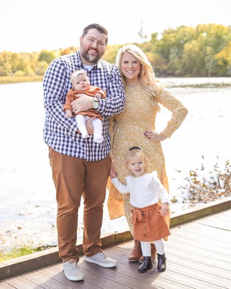 Family photo outfit ideas for fall family pictures 

#LTKSeasonal #LTKHoliday #LTKfamily