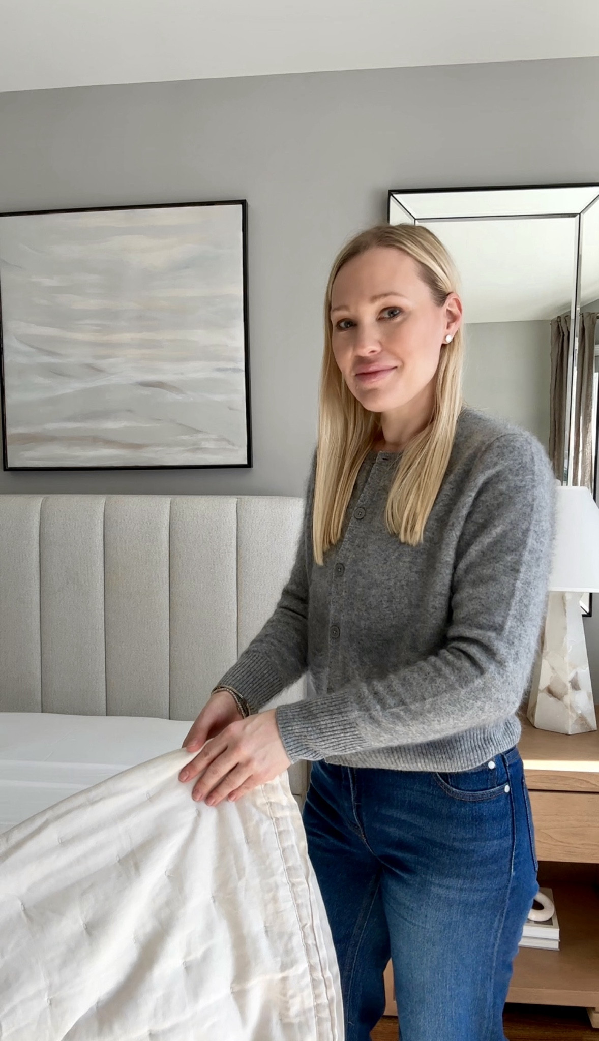 Soft neutral bedroom styling that instantly elevates your space—think layered textures, warm whites, and timeless decor 🤍  and my favorite luxe for less cardigan

#momoutfit #livingroomdecor #modernorganic #cozyhome #homestyling

#LTKHome #LTKOver40 #LTKmomlife