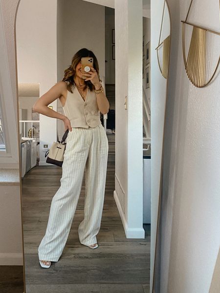 Loving these neutral look so much! This vest is so chic and looks amazing with these pants! 
Vest size xs
Pants size xs

#LTKunder50 #LTKitbag #LTKFind
