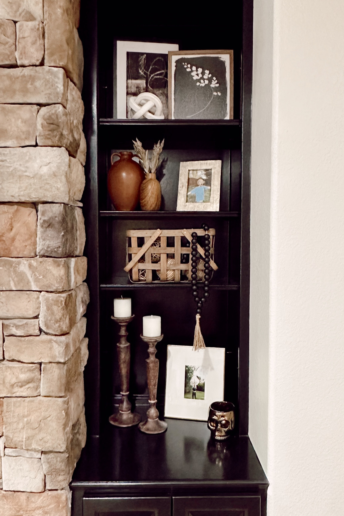 details of our other portion of our built in’s! linked lots of similar items to our (some items are older) but linked all of our new items from @target as well!'

#LTKhome #LTKfindsunder50 #LTKstyletip