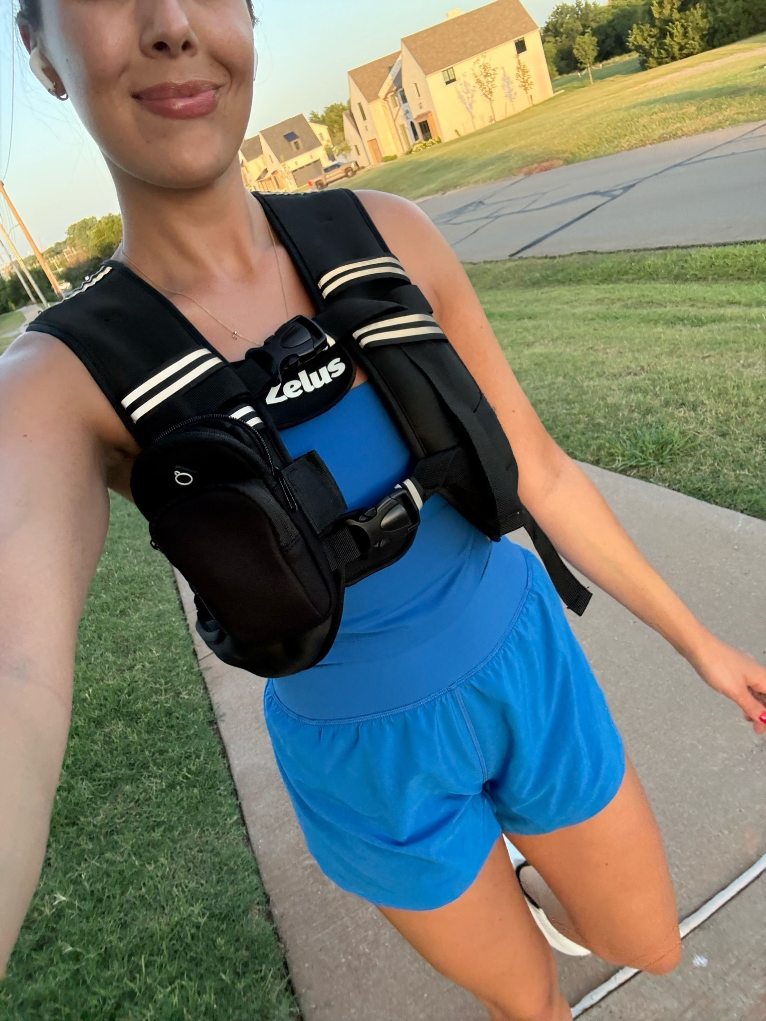Evening powerwalk 💙 vest = 16lbs

#LTKActive #LTKfitnessgoals