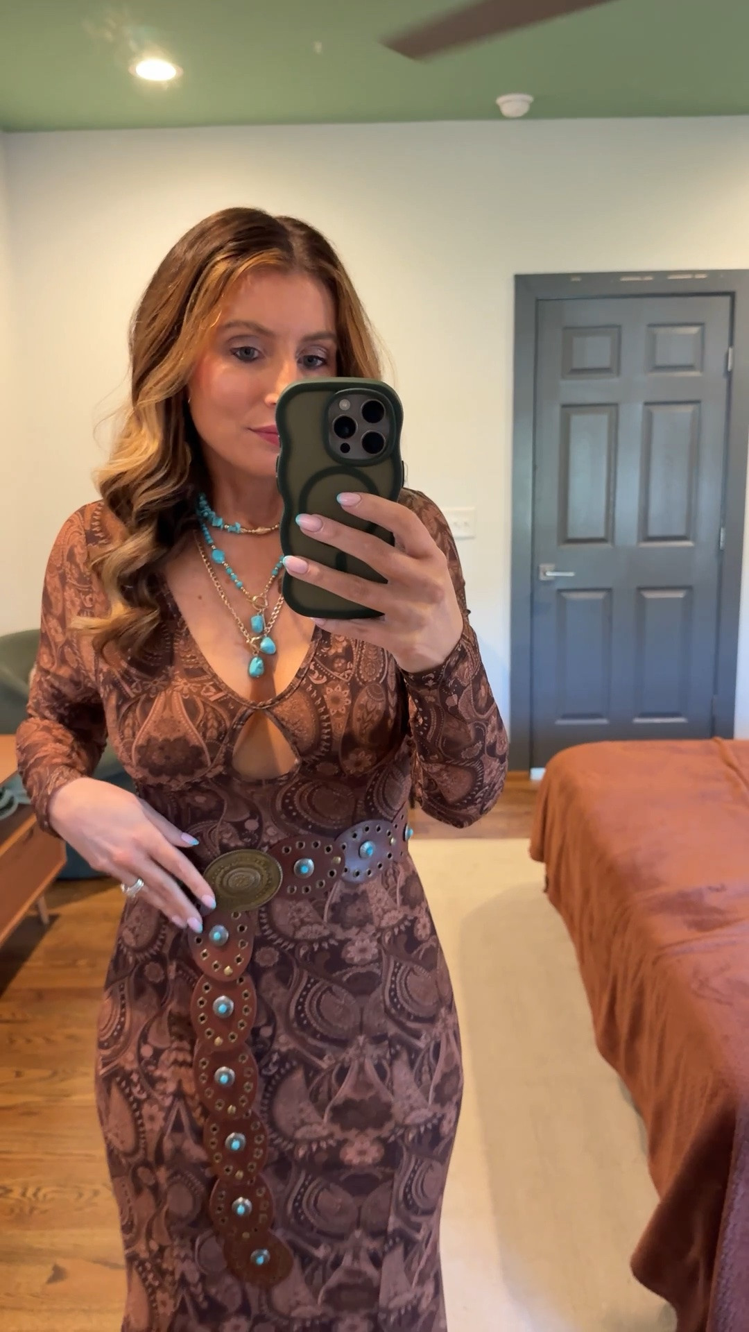 What I wore out in Nashville!

Amazon long sleeve paisley print maxi Dress (size medium)
Amazon turquoise jewelry
Amazon western belt

Date night outfit, Amazon outfit, Nashville outfits, country concert outfit, western outfit, rodeo outfit, western fashion, what to wear to a festival

#LTKootd #LTKSeasonal #LTKSaleAlert