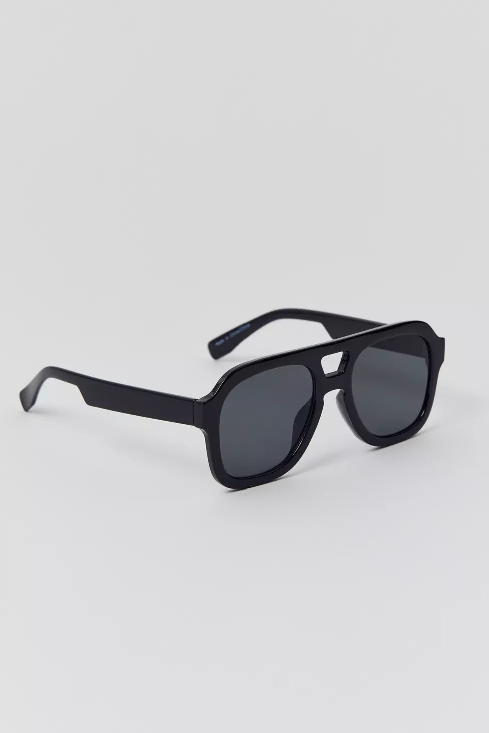 Elise Oversized Aviator Sunglasses | Urban Outfitters (US and RoW)