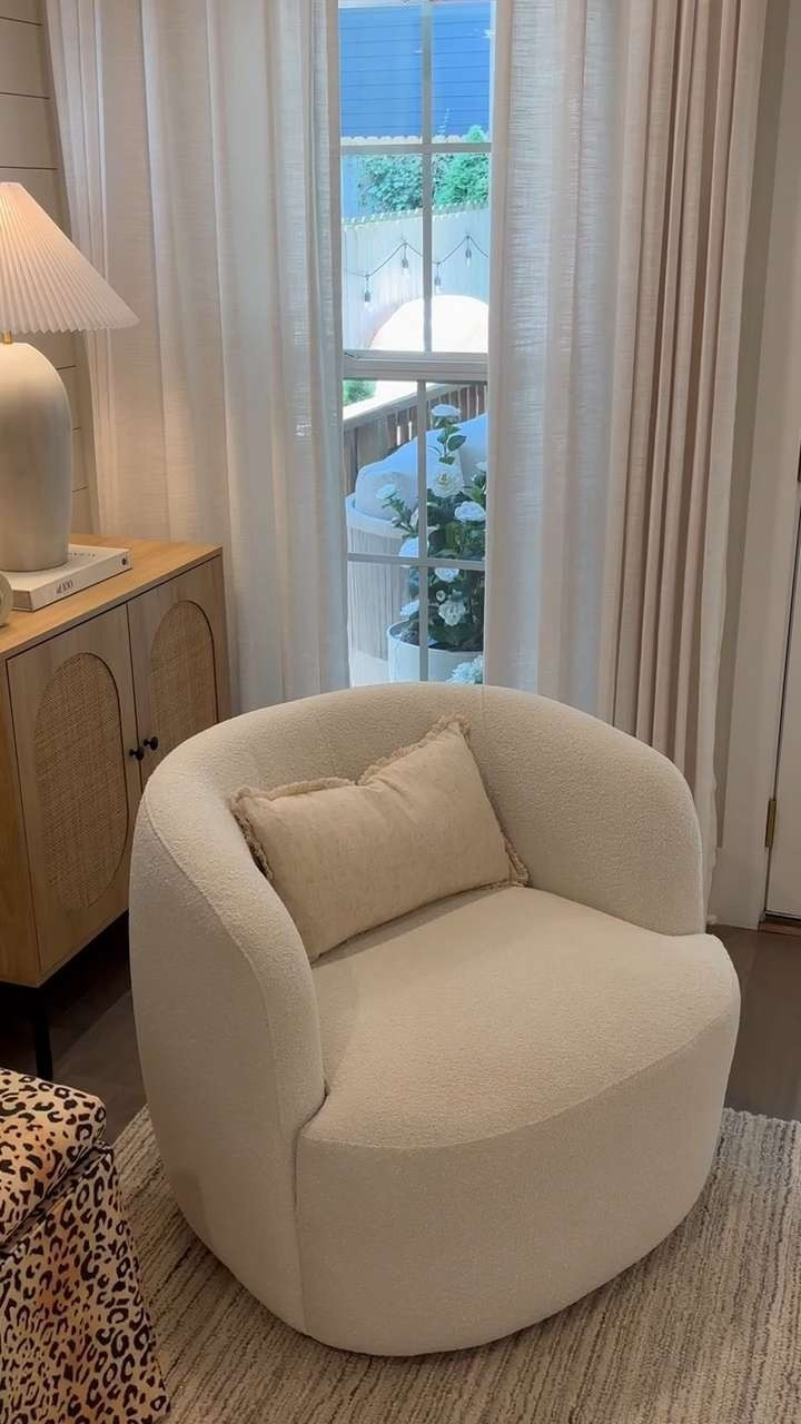 This chair is so comfy — from Wayfair!!🥰



Furniture, home, interior design, minimalism, neutral, sidneymarieduke 

 #LTKHome