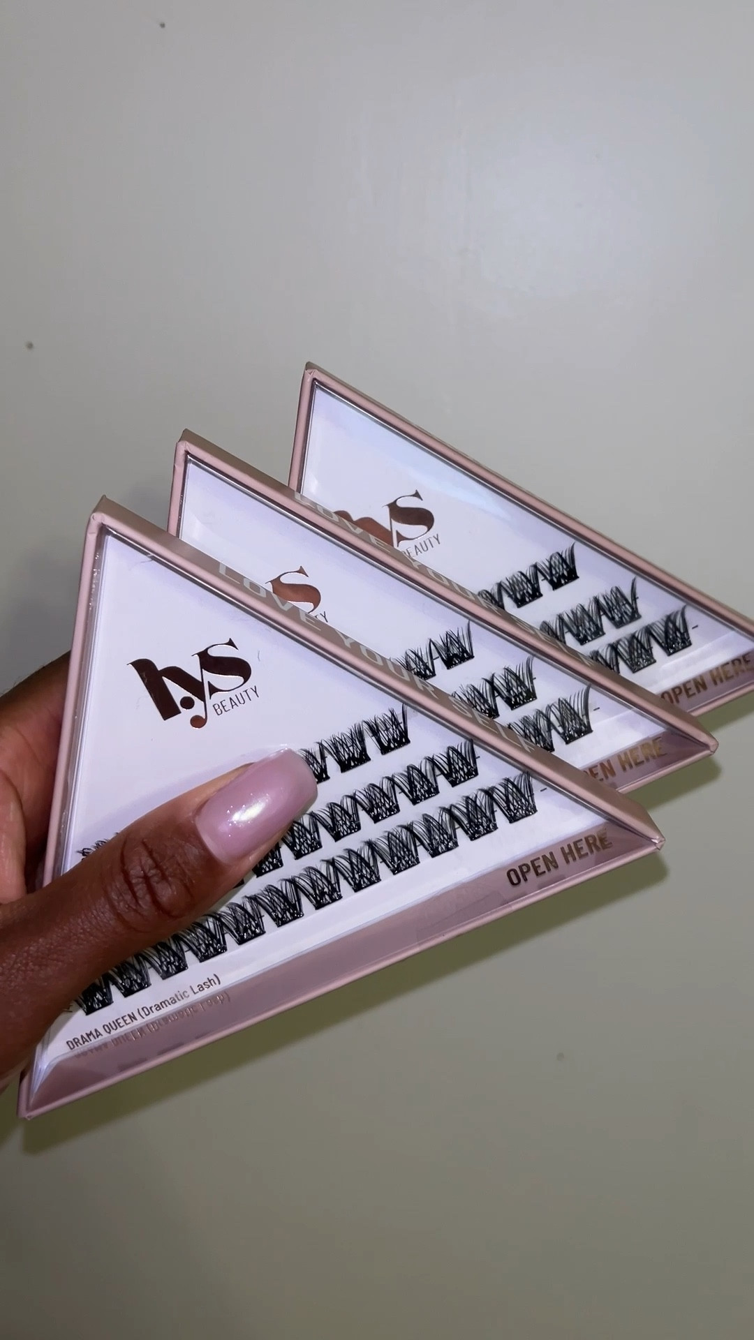 My all time favorite pre glued lash clusters have made their way to Sephora. Ahhhh, sooo exciting!!!! 

I struggled so much with applying lashes until I found these. 



#LTKBaby #LTKOver40 #LTKBeauty