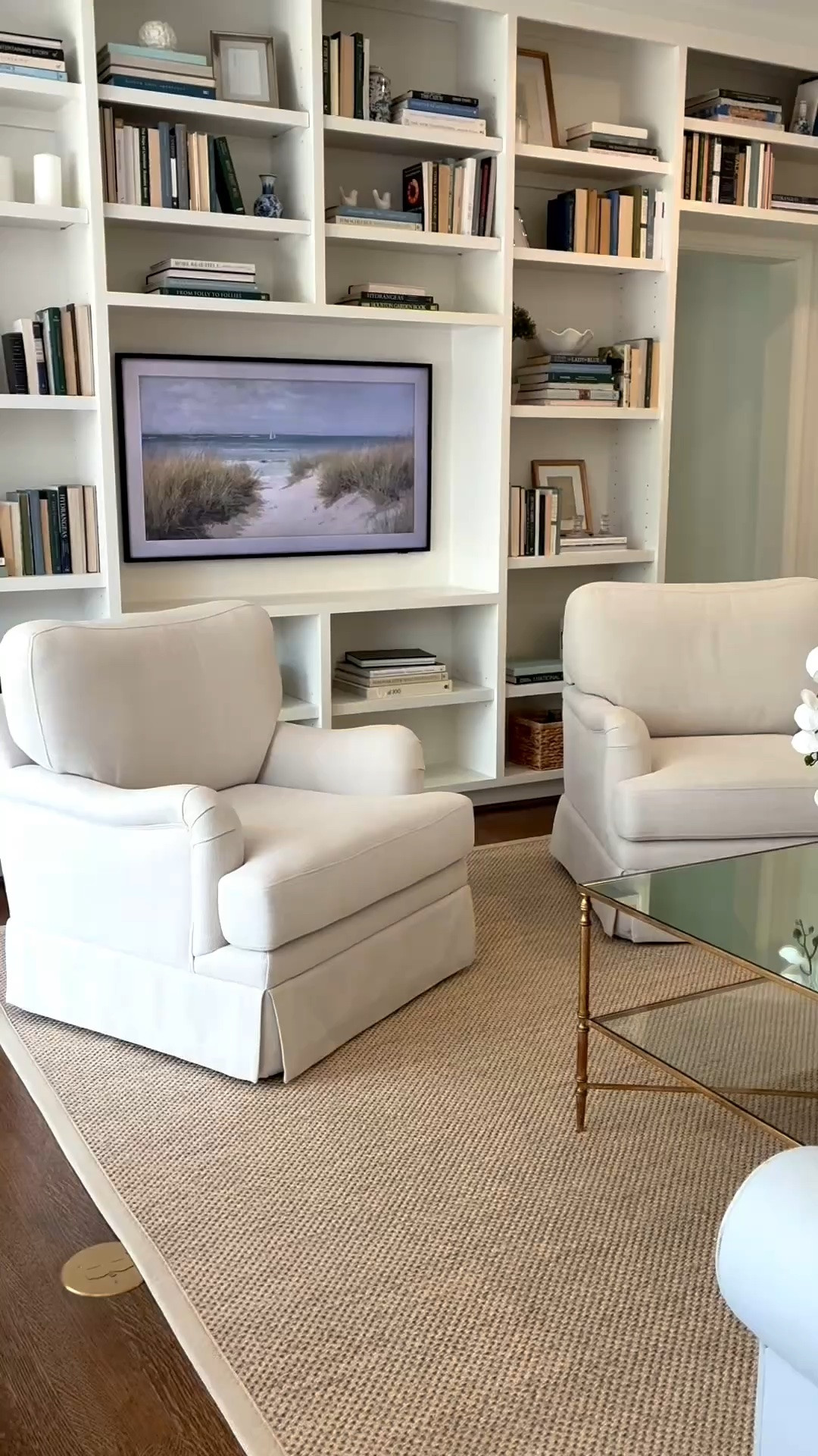 #AD Sharing a closer look at a few of the foundational/neutral pieces that are currently discounted right now. They are perfect additions to so many spaces! @Wayfair #Wayfair #WayfairPartner